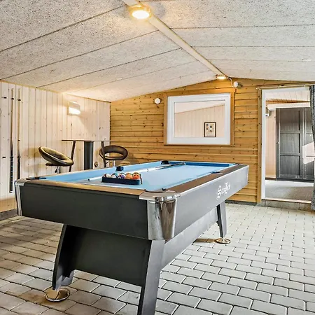 3 Bedroom Awesome In *